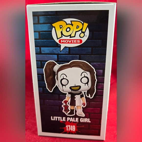 Little Pale Girl specialty series funko # 1749 (nib) With Pop Protector - Picture 8 of 9